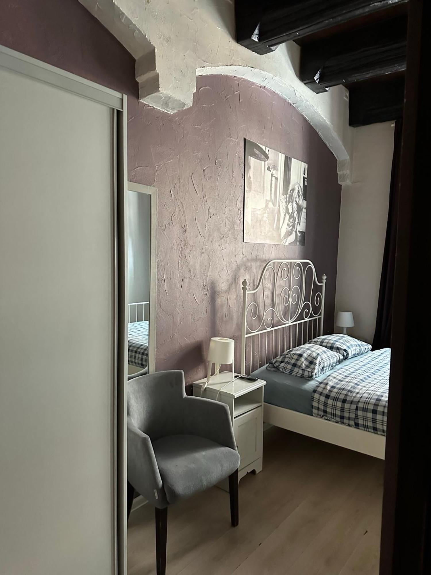 פוזנן Kolysanka Private Rooms In Old Town מראה חיצוני תמונה