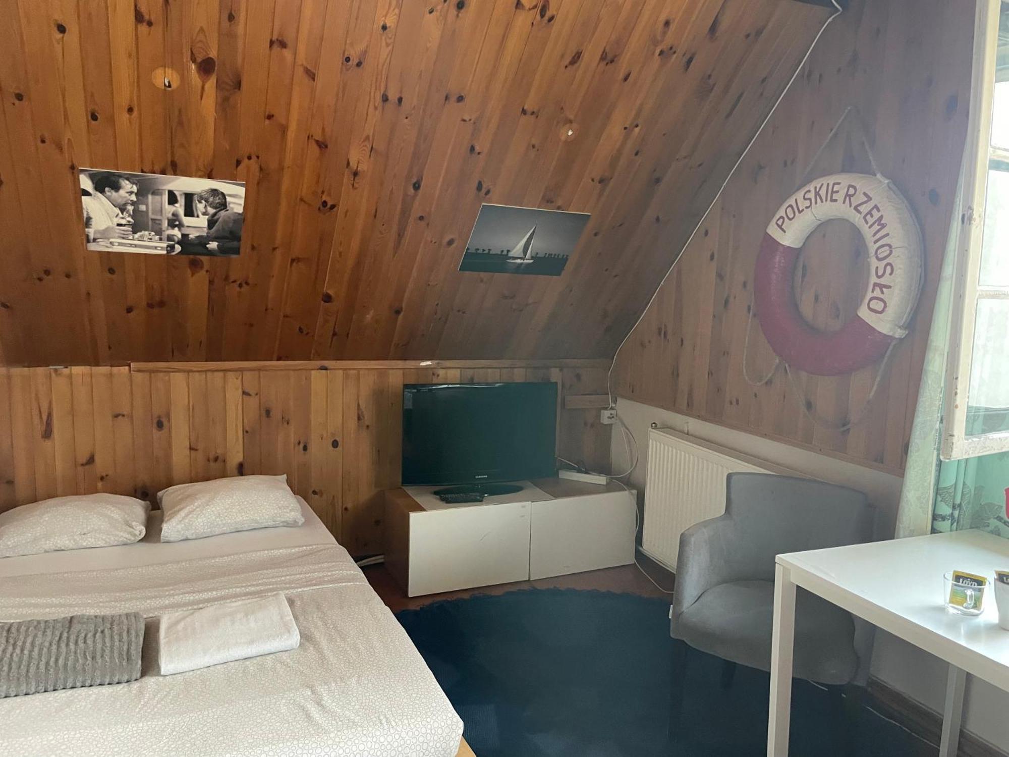פוזנן Kolysanka Private Rooms In Old Town מראה חיצוני תמונה